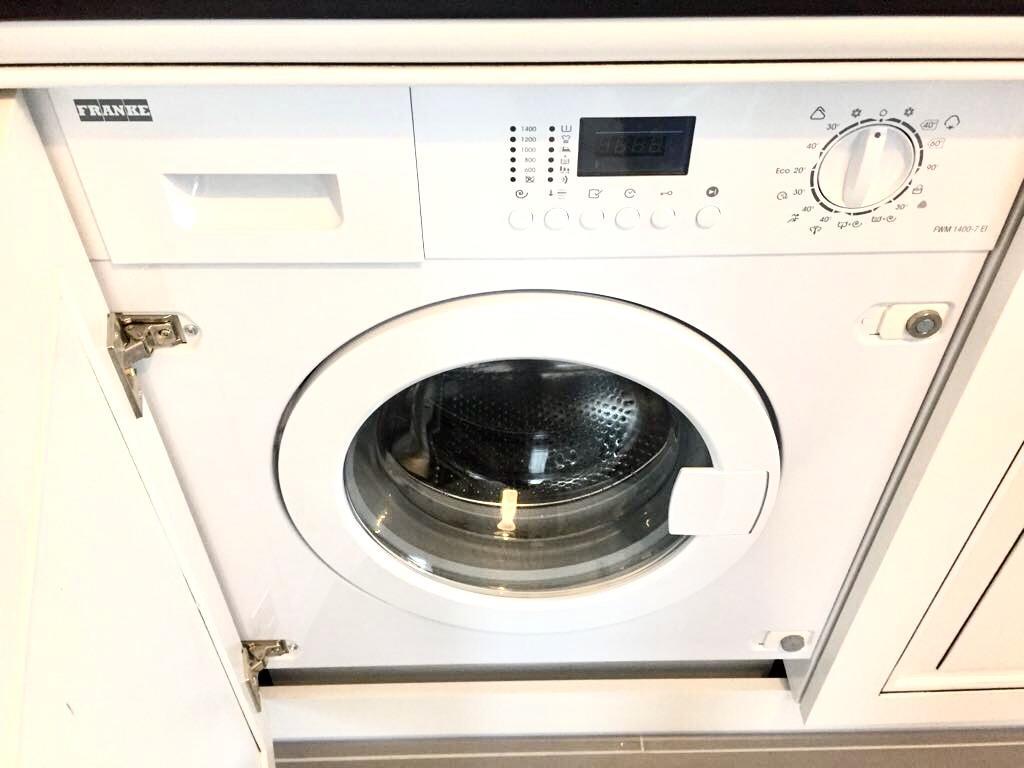 Flori De Iulie Apartamente Брашов Екстер'єр фото