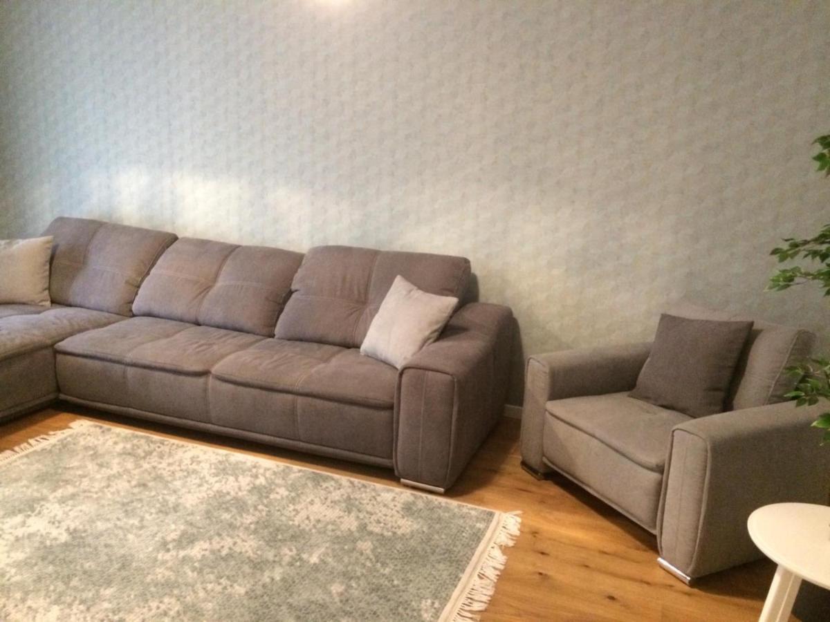 Flori De Iulie Apartamente Брашов Екстер'єр фото